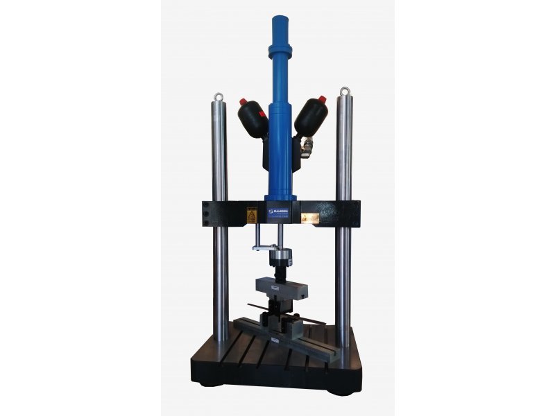 Servohidrolik Eksenel Yorulma Test Makinaları