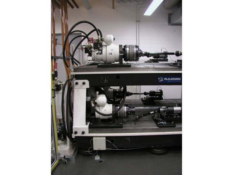 Servohidrolik Burulma Yorulma Test Makinaları